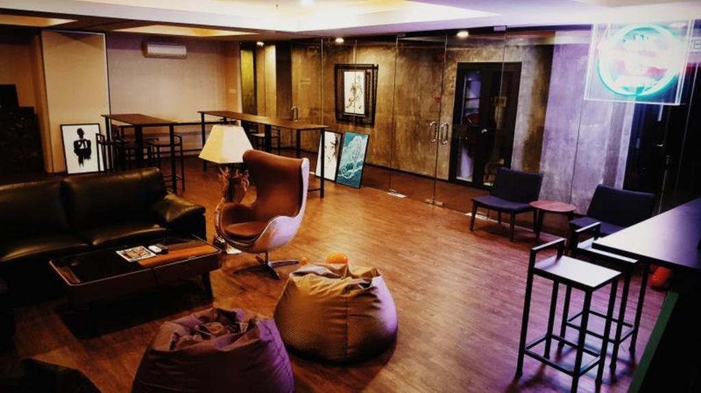 The Hulo Hotel & Gallery Куала-Лумпур Экстерьер фото